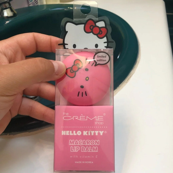 NIB HELLO KITTY MACARON LIP BALM - Picture 1 of 2